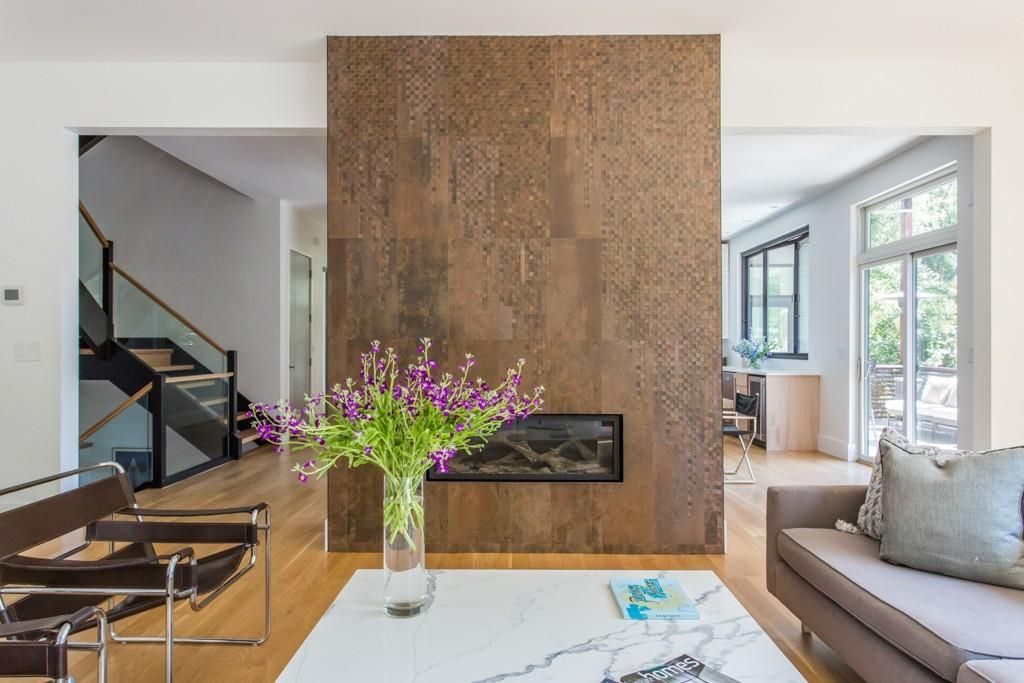 1835 Indiana Ave Ne 4