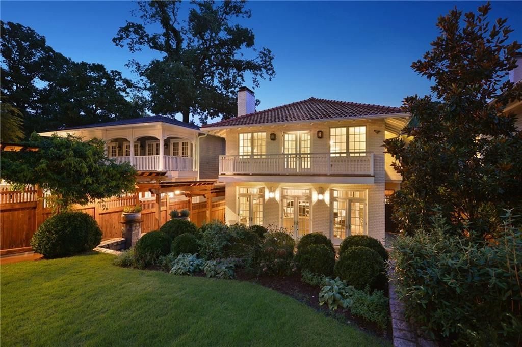 52 Westminster Dr Ne 9